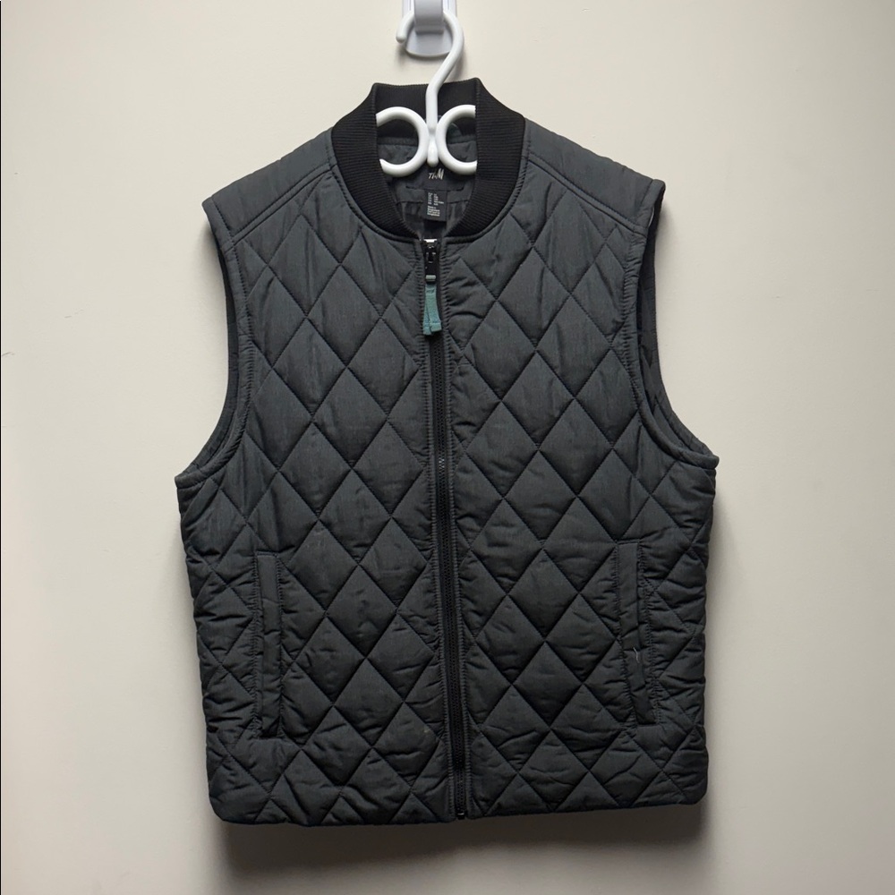H&M Men's Quilted Gray Vest